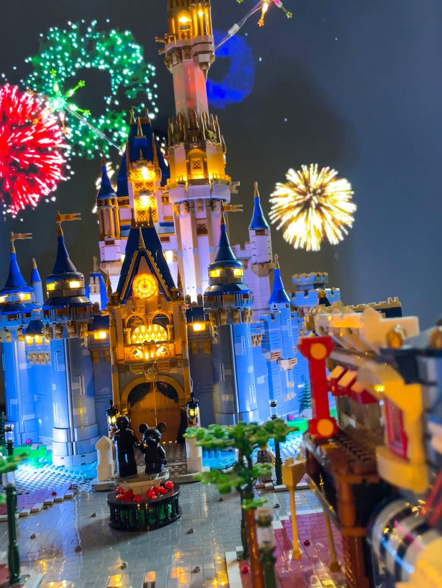 Holofan - Holographic Fan Display