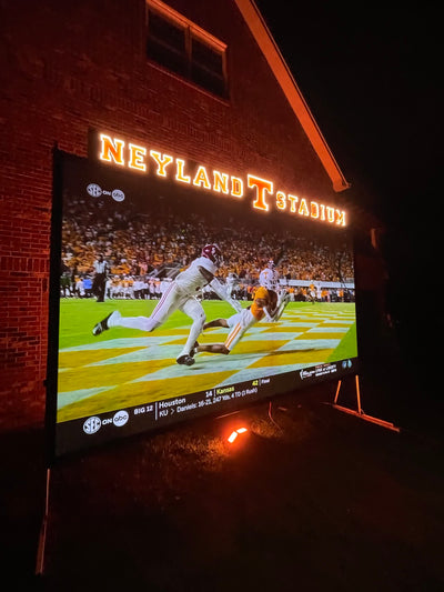 Elite Screens - Outdoor Movie Screen