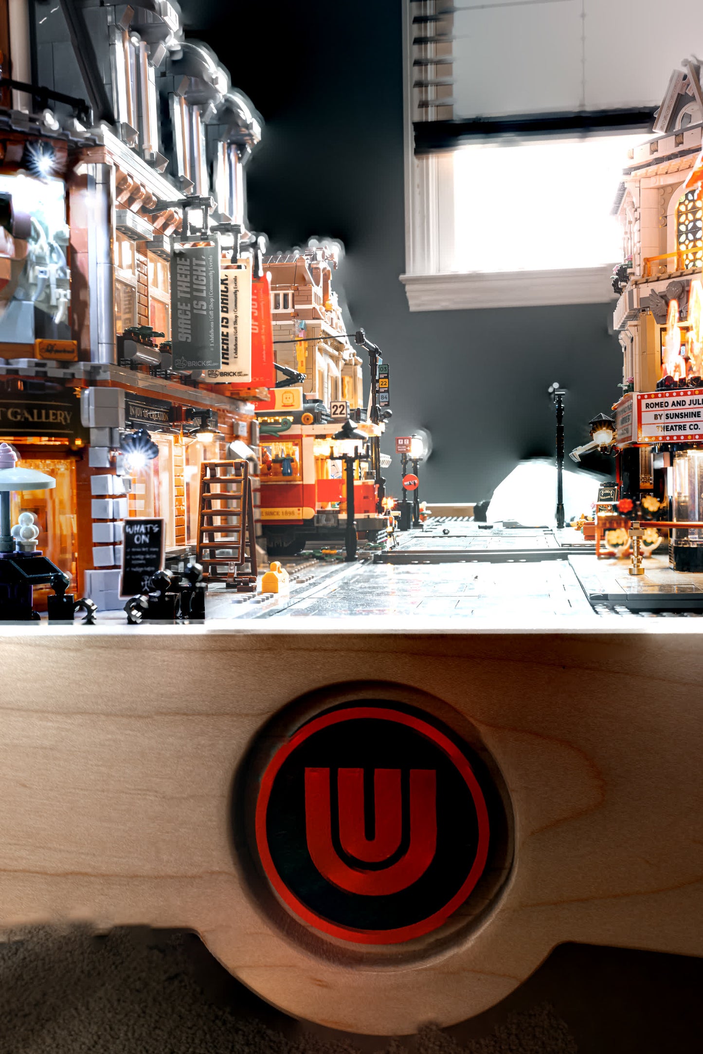 Lumibricks - Light Up Brick Sets