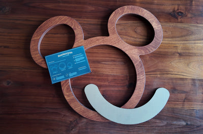 Magnetic Wreaths